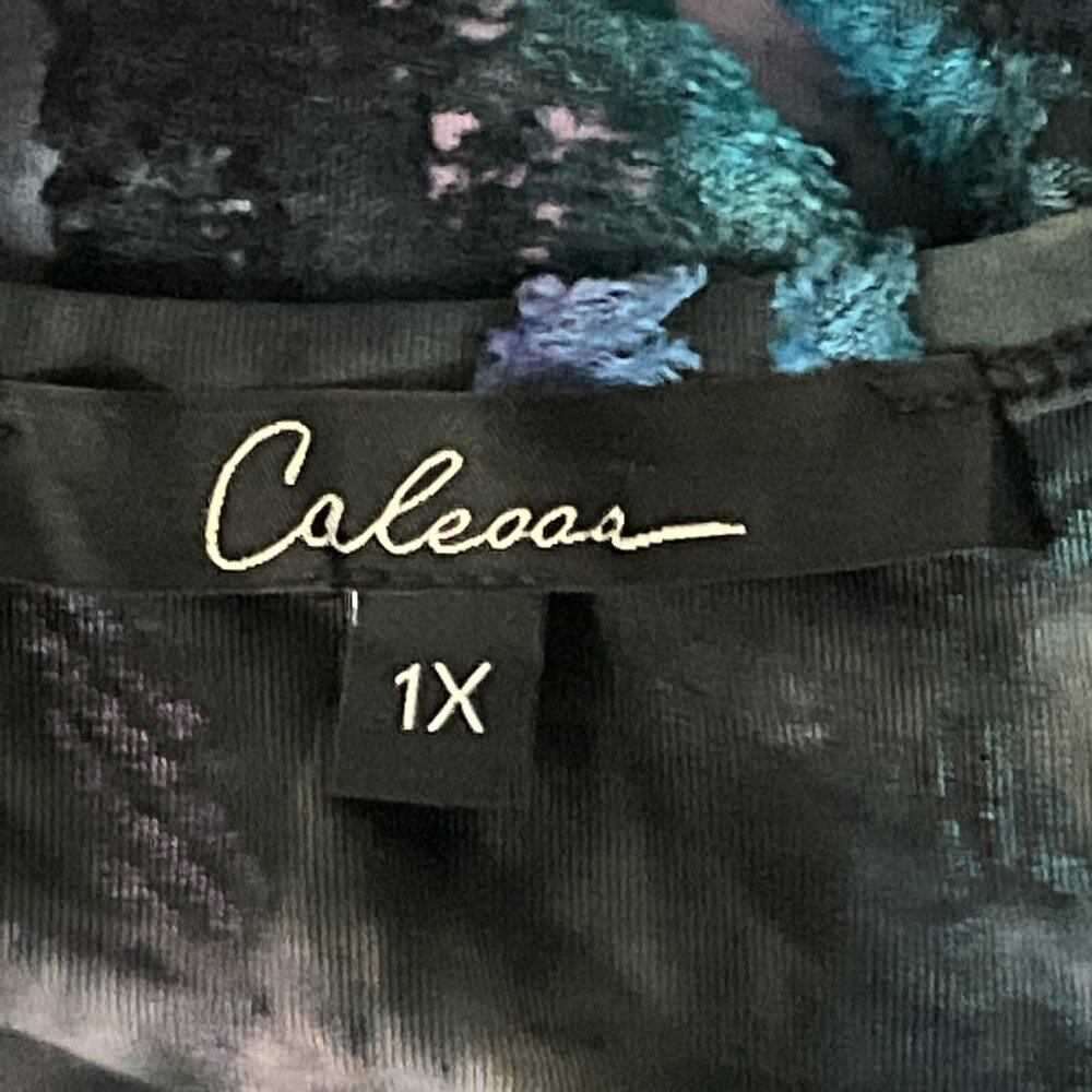 Calessa Top‎ Womens Sz 1X Midnight Sky Asymmetrical Hem Round Neckline Blouse - Picture 3 of 14